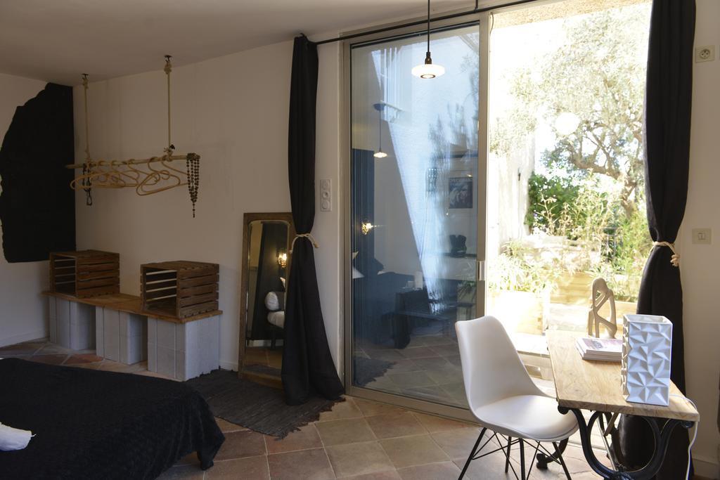 Guest house Castel Pierre Lisse Hyeres